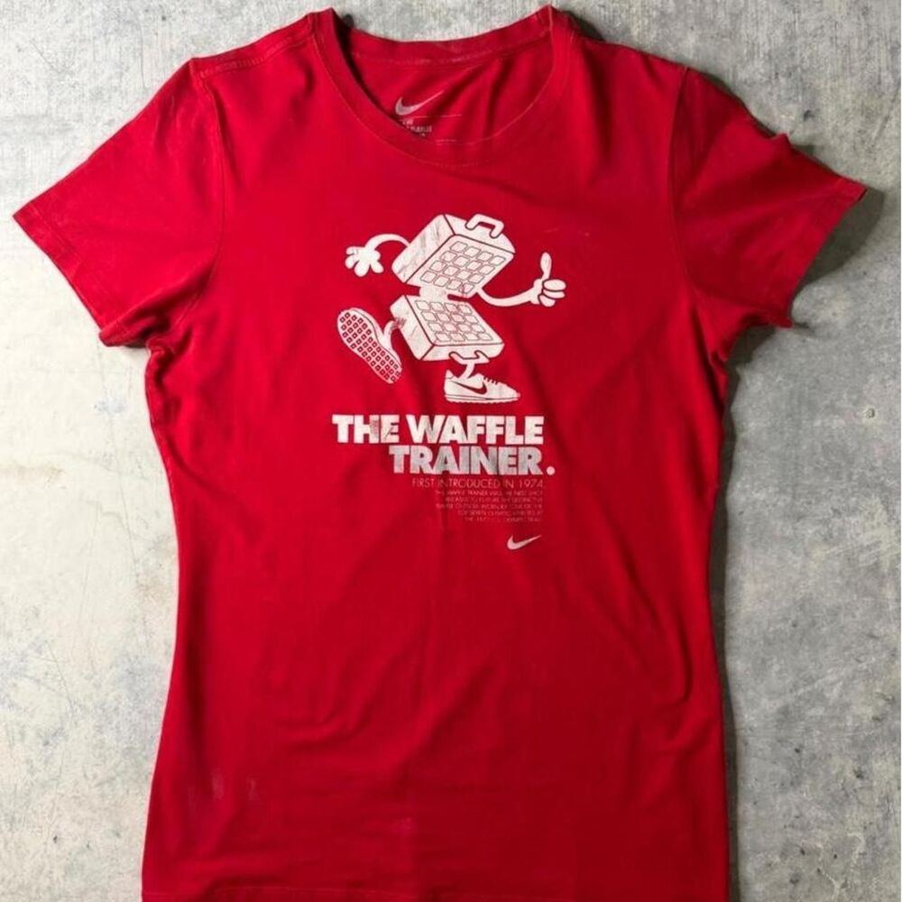 Nike "The Waffle Trainer" Retro Graphic Tee